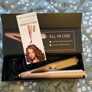 All in one curling/straightening iron